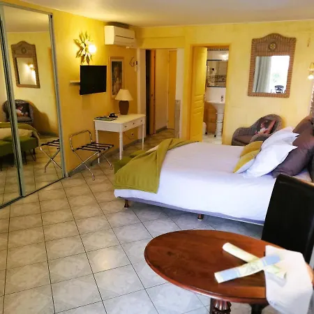 Frühstückspension D'hotes La Potiniere Saint-Raphaël