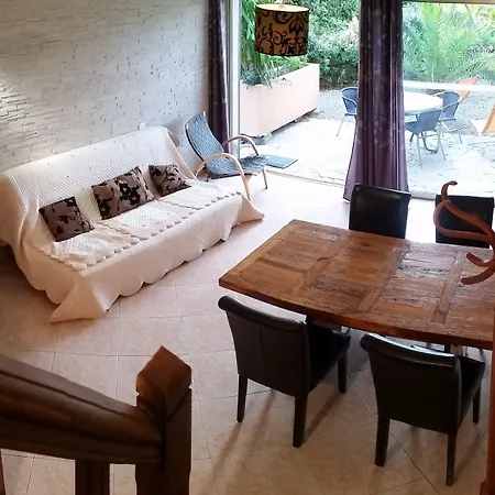 Frühstückspension D'hotes La Potiniere