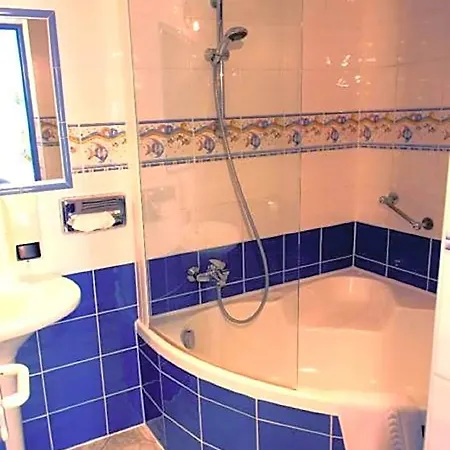 D'hotes La Potiniere Bed and breakfast 4*