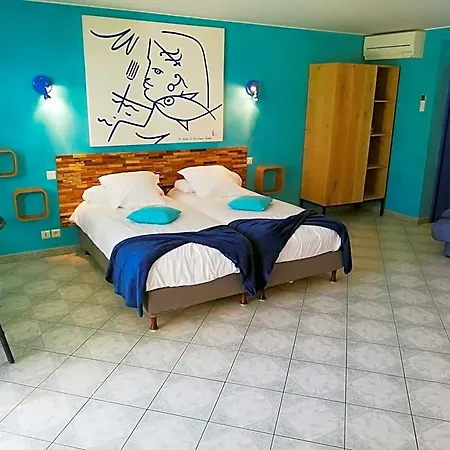 D'hotes La Potiniere 4*